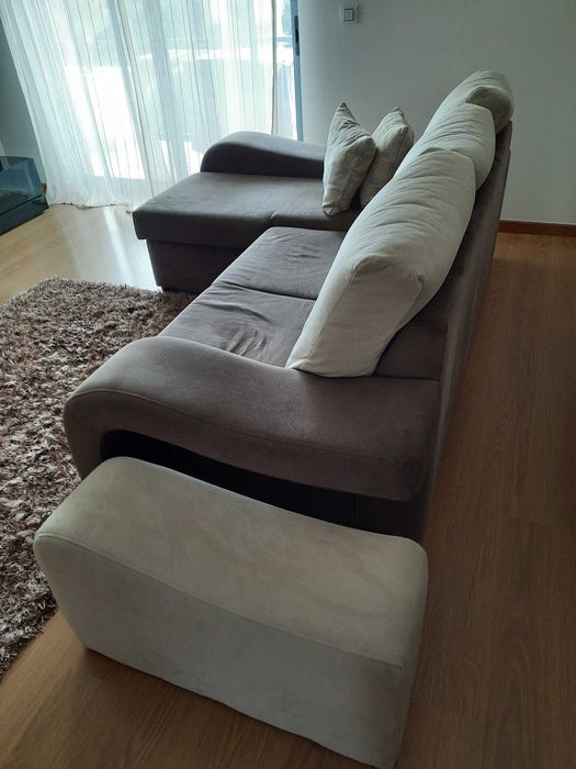 Sofá cama com chaise long