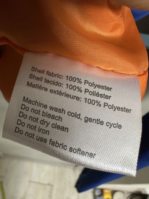 Куртка Вітровка Calvin Klein  M розмір!
