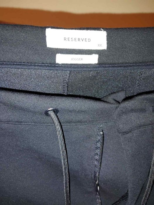 Чоловічі спортивні штани від Reserved