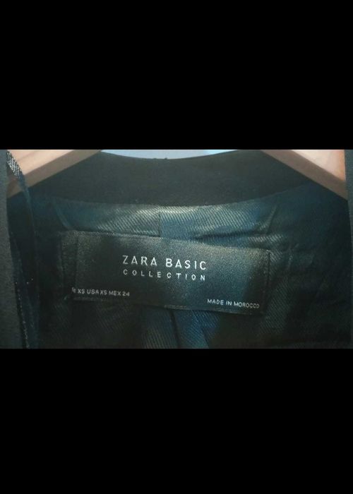 Blusa preta. Zara - Muito bom estado