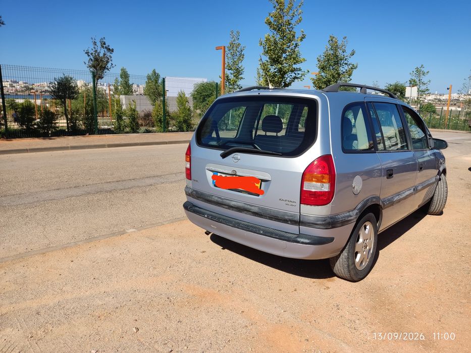 Opel Zafira 1.6 Gasolina (1999) – 7 Lugares Prático e Fiável