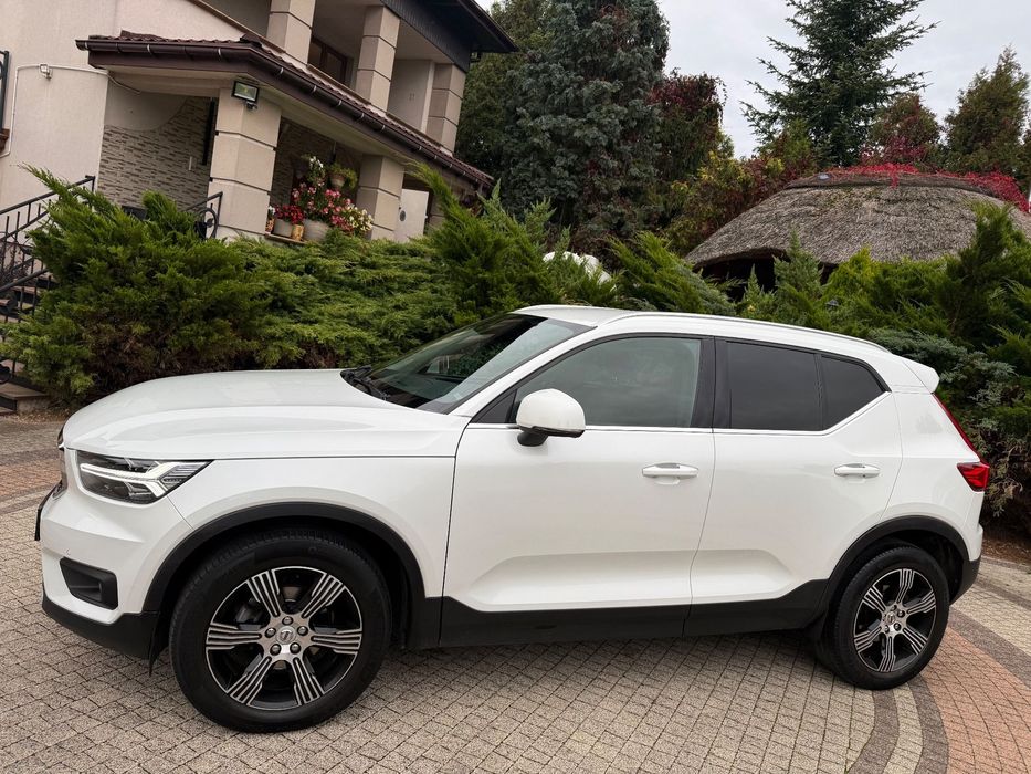 Volvo XC 40 Hak*Inscription*LED*Harman-Kardon