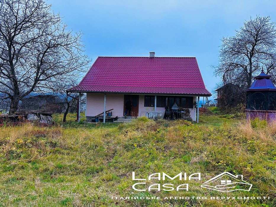 Продаж будиночка в Мигово з ділянкою