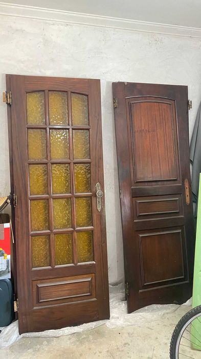 4 Portas madeira maciça - doação
