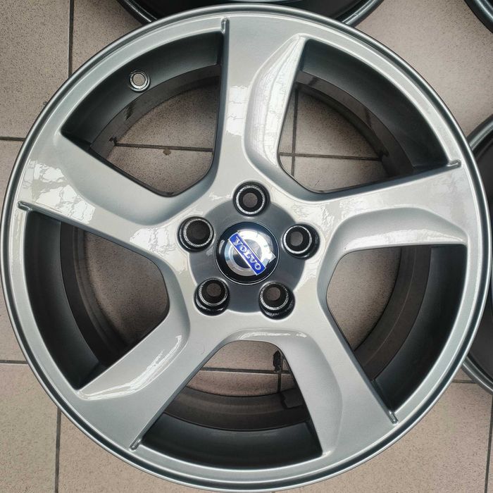 FELGI Aluminiowe 17'' (A102/26)  Volvo S60, V60, V70, S80, V40, S40   7x17  5x108