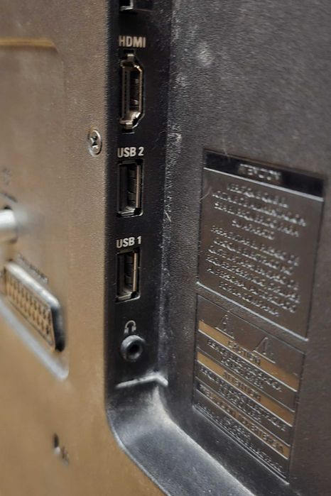 Telewizor Philips 42 cale FHD, 3D Ambilight, SmartTV, bdb + gratis