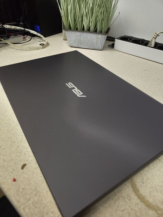 Laptop Asus vivobook x515ja i5 16gb 512gb