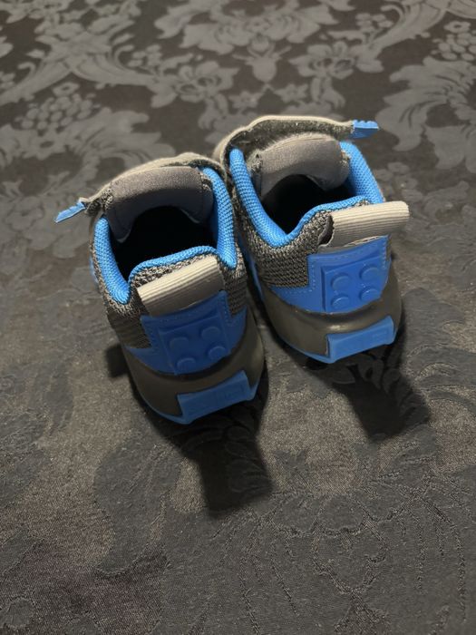 Vendo sapatikhas menino da lego como novas