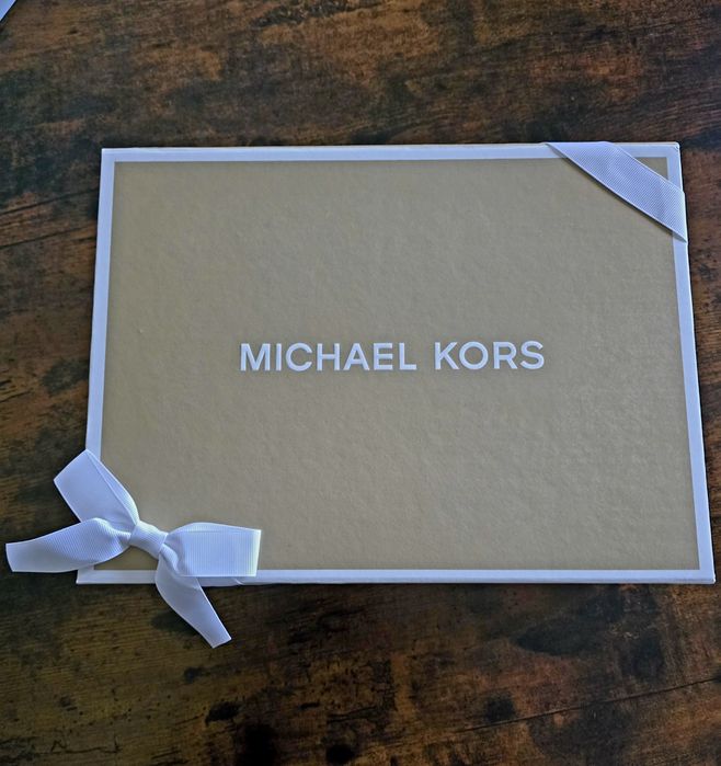 Michael Kors Bradshaw Medium в подарунковій коробці