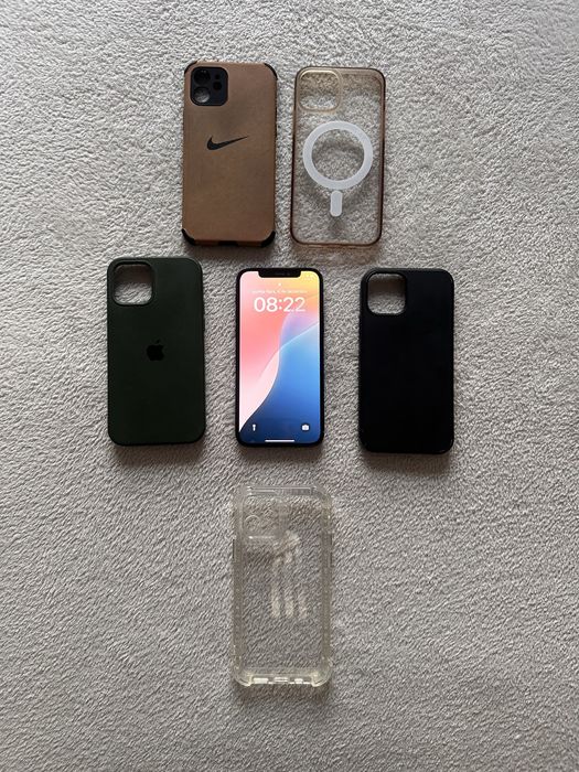 Iphone 12 preto - 64GB