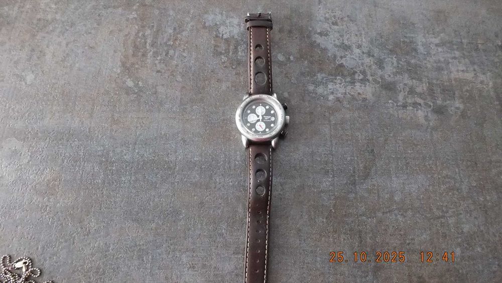 zegarek reebok tschymetre