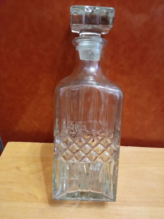 Скляна пляшка-графин 0,5 л