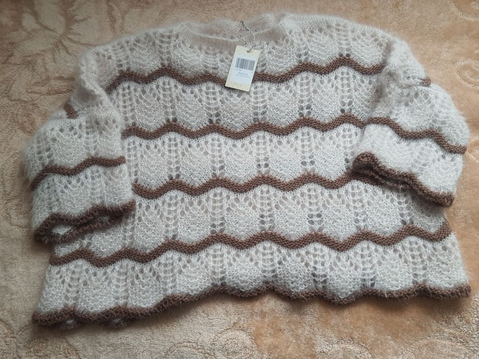 Sweter damski kremowy w fale brązowe XXL