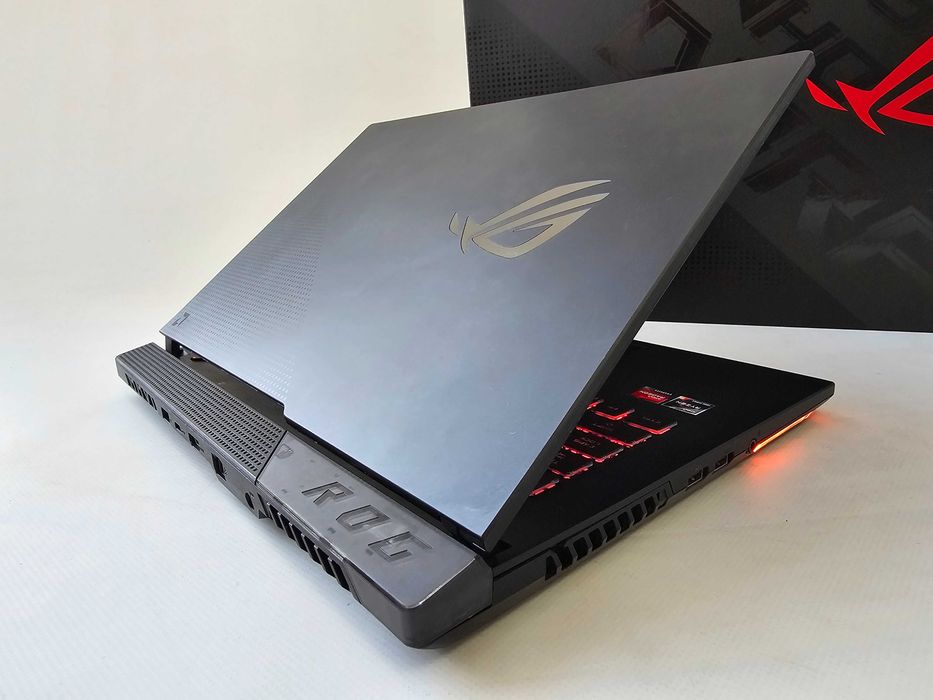 Asus ROG STIX G15 R9 5900HX/RX 6800M 12GB/RAM 32GB/SSD 512GB/IPS 144Hz ...
