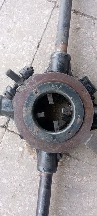 Клупп для нарезки трубной резьбы 1/2"-3"