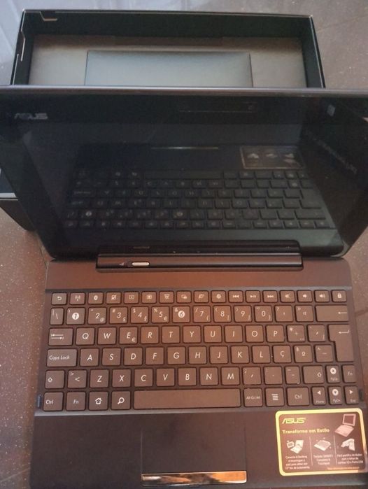 Tablet Asus Transformer TF300