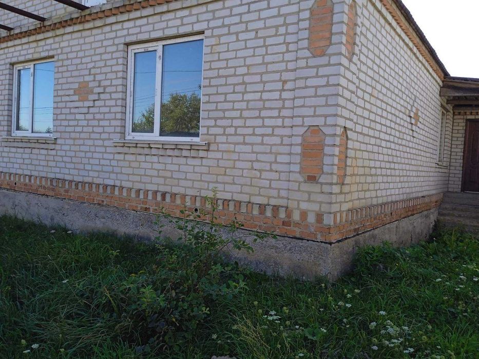 Продам добротний недобудований  будинок в с.Іванівка
