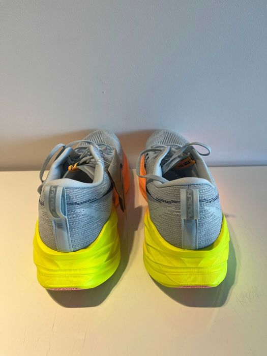 Buty biegowe Asics Superblast 2 Paris