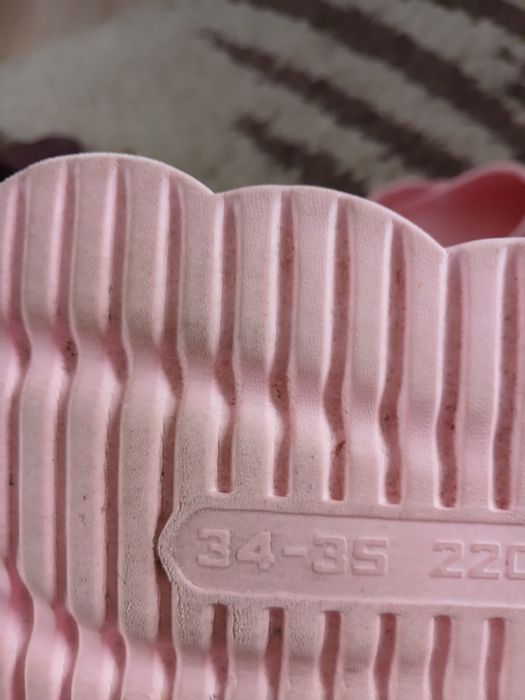 Крокси для дівчинки