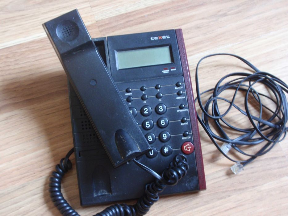стационарный телефон рабочий кнопочний