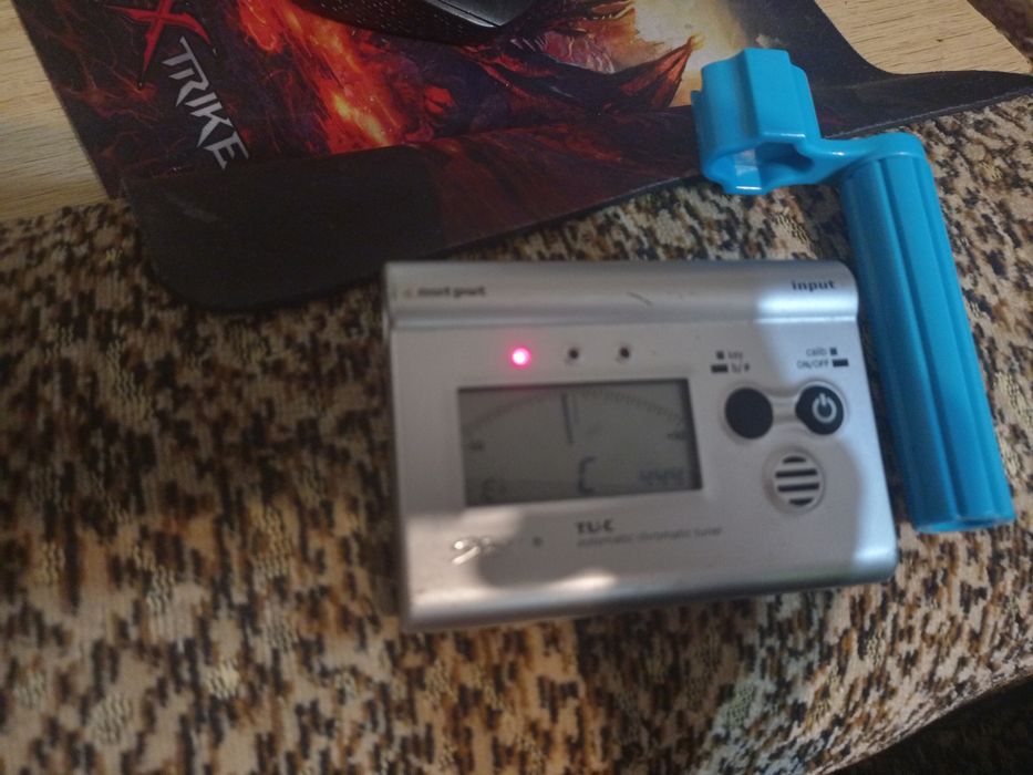 Продам тюнер Stagg TU-C