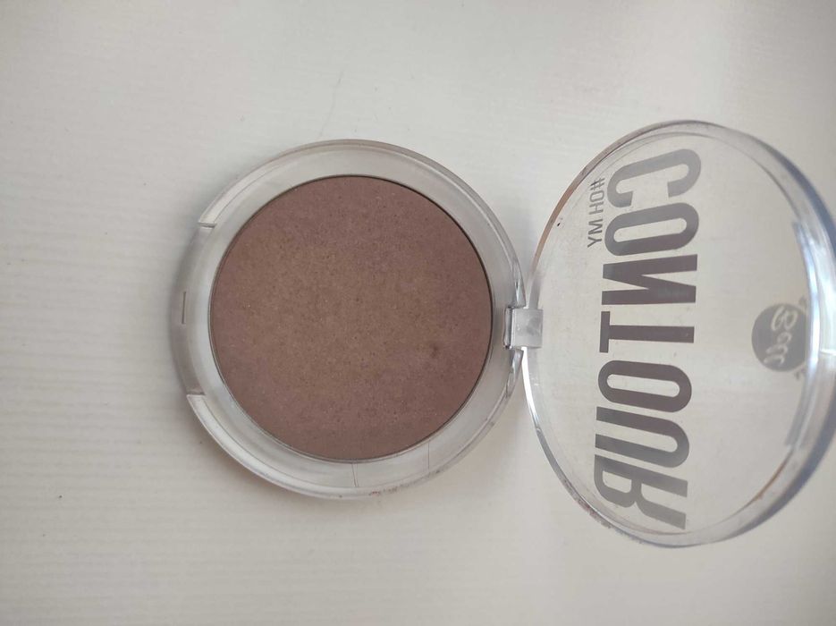 Puder bronzer do konturowania twarzy bell