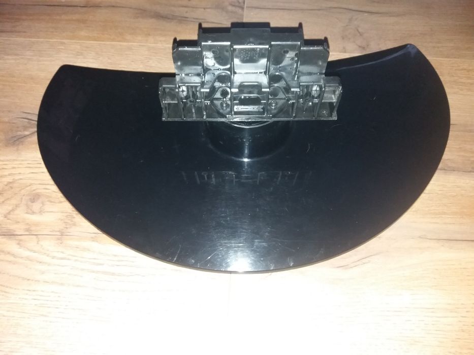 Stojak pod TV LG