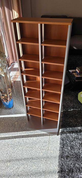 Estante para CDs e/ou DVDs
