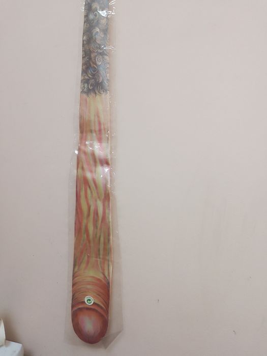 Продам галстук новый