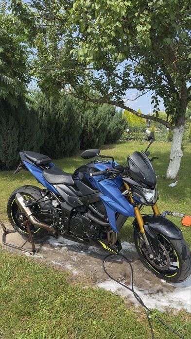 Suzuki gsx-s 750 2021