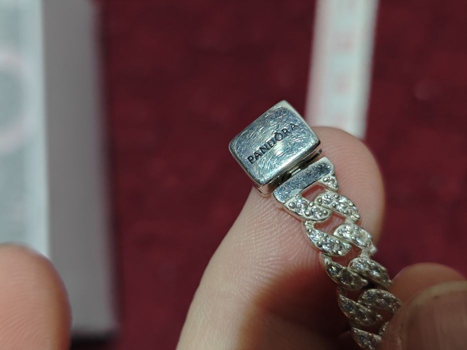 Браслет Pandora оригинал с камушками