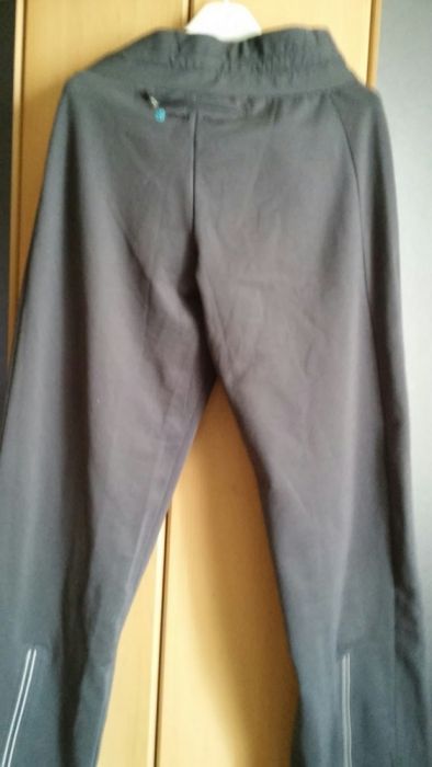Bluza dresowa plus spodnie Body Style