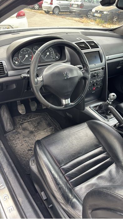 Peugeot 407 coupe