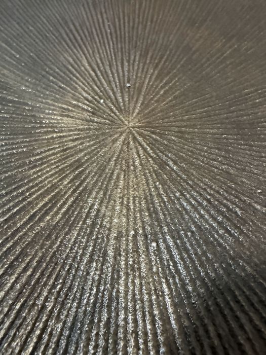 Centro de Mesa Decorativo em Cerâmica Bronze – 52 × 27 cm – Como Novo