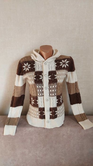 Свитера на девушку 11-14 л , XS-S