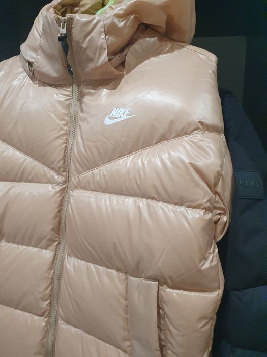 Жіновий пуховик Nike,жіноче пухове пальто Nike,женский зимний пуховик