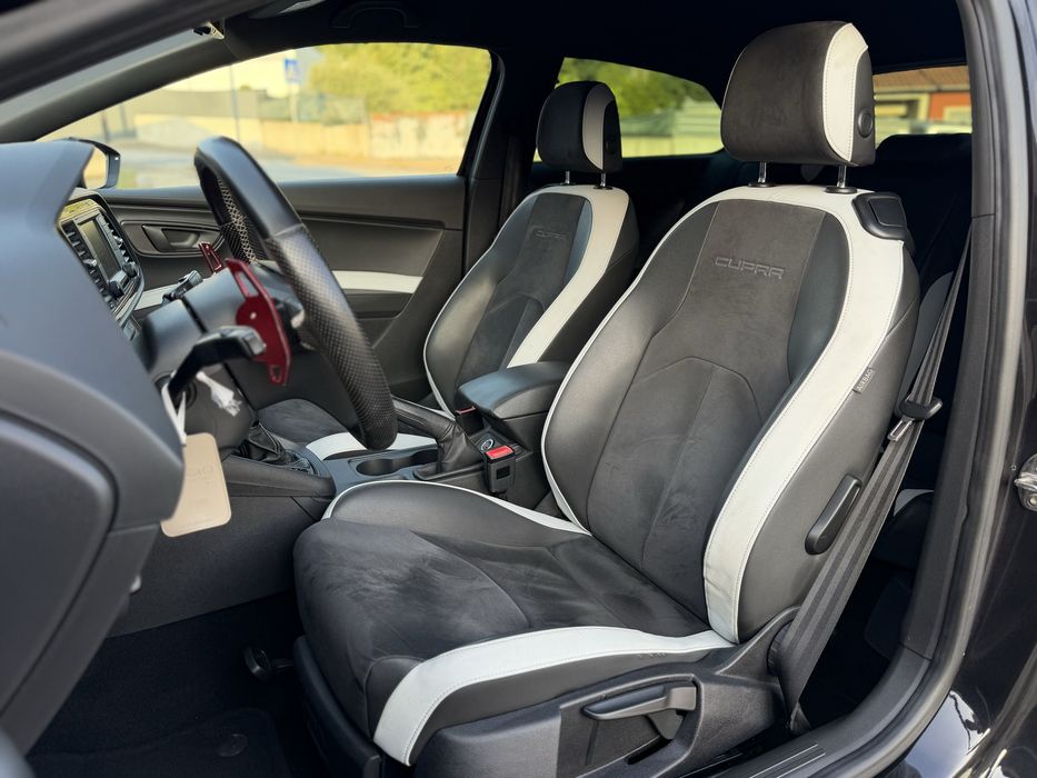 SEAT Leon — fotografia 7
