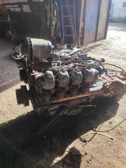 Двигун Mercedes OM 422.