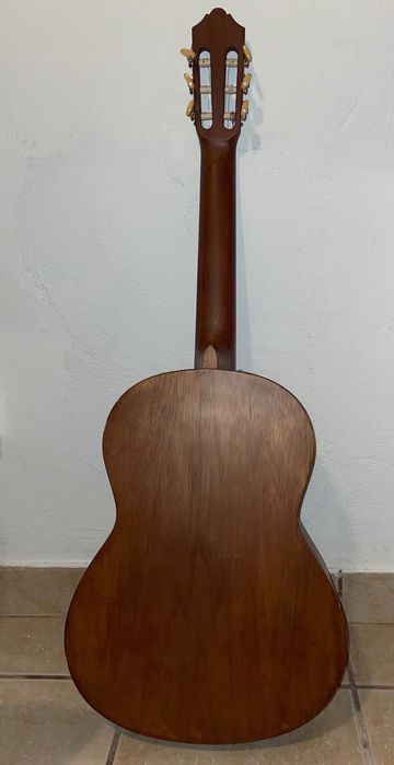 Yamaha C30M + Capa + Cordas Novas + Capotraste (Excelente Estado)