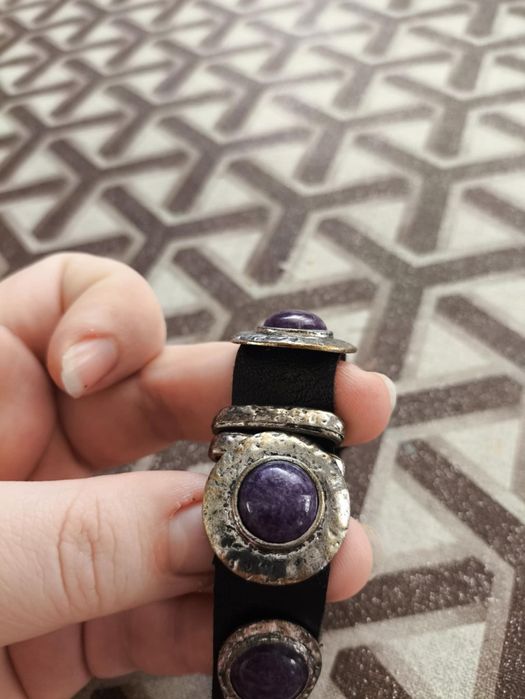 Skórzana bransoletka z ametystem