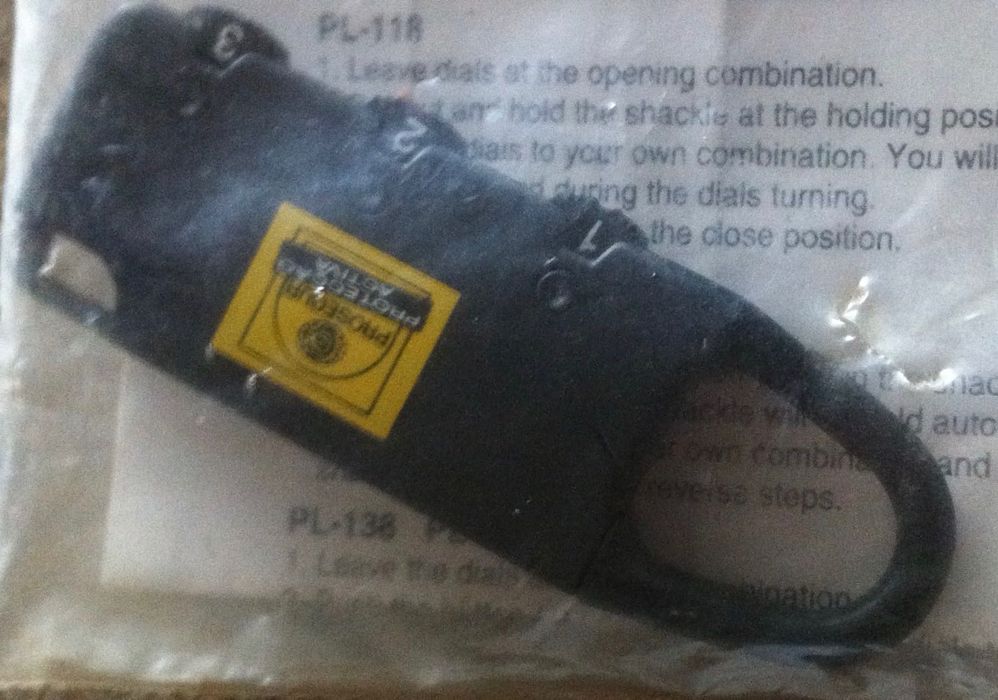 conjunto de 4 cadeados para sacos ou cacifos novos