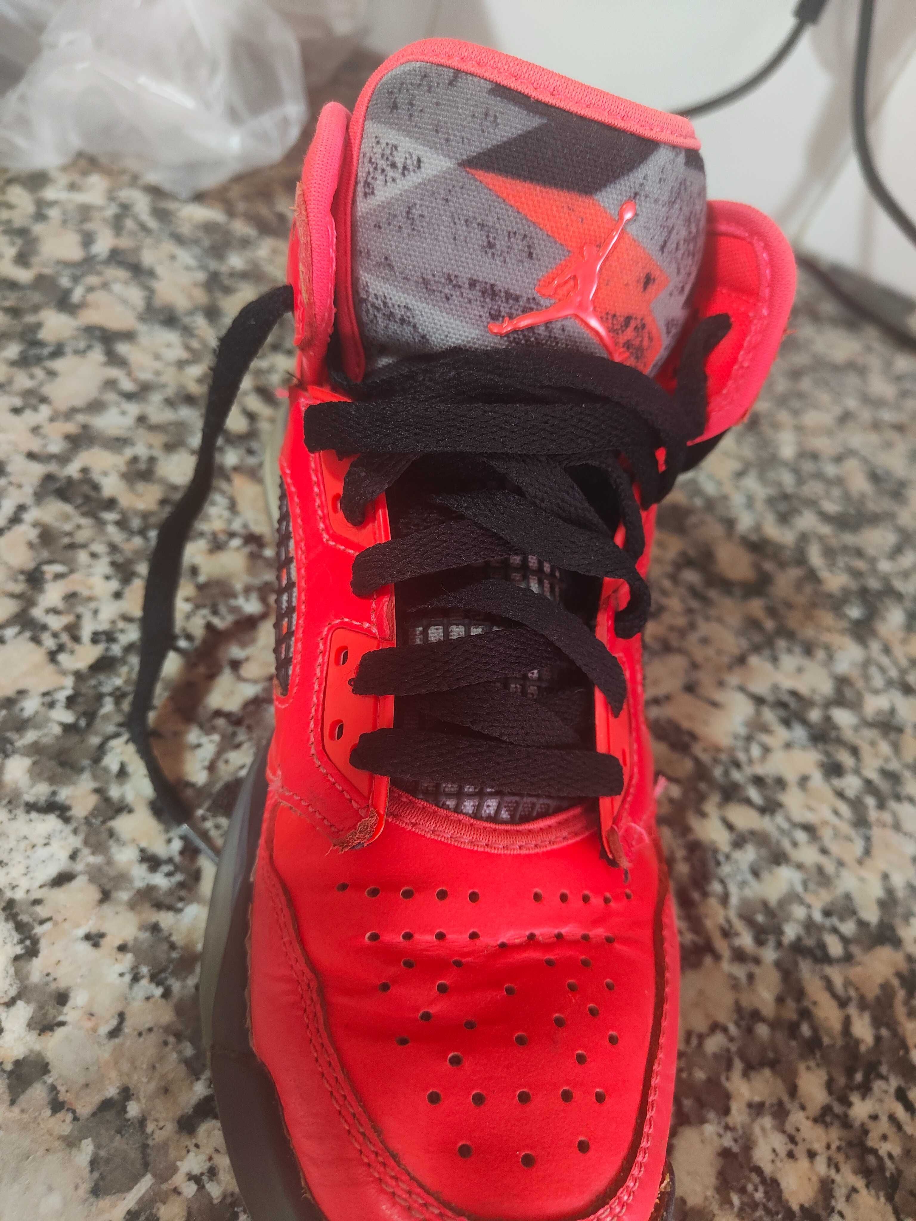 Tenis jordan best sale usados
