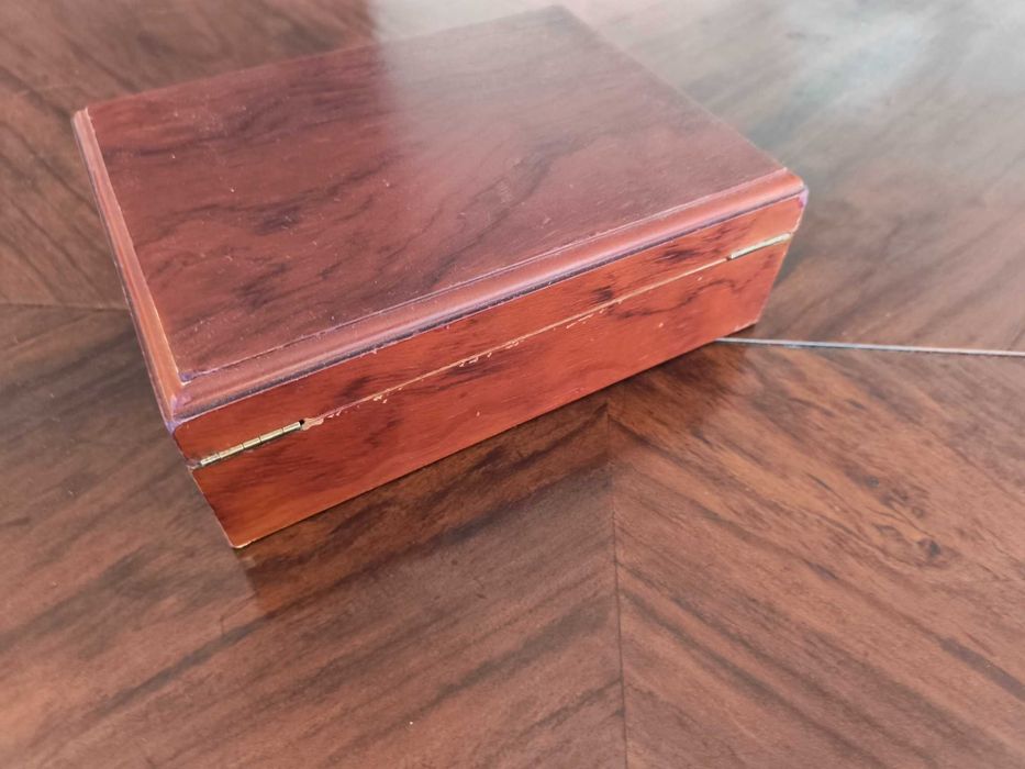 Caixa de Charutos Humidificadora