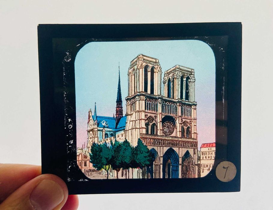 8 slides em vidro para lanterna mágica