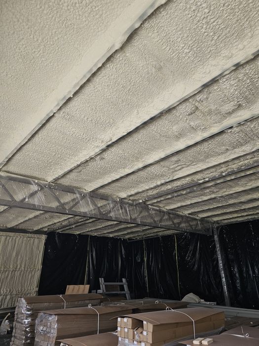 Утеплення Пінополіуретаном,Піною(ППУ)дахів,перекриття,каркасники,ангар