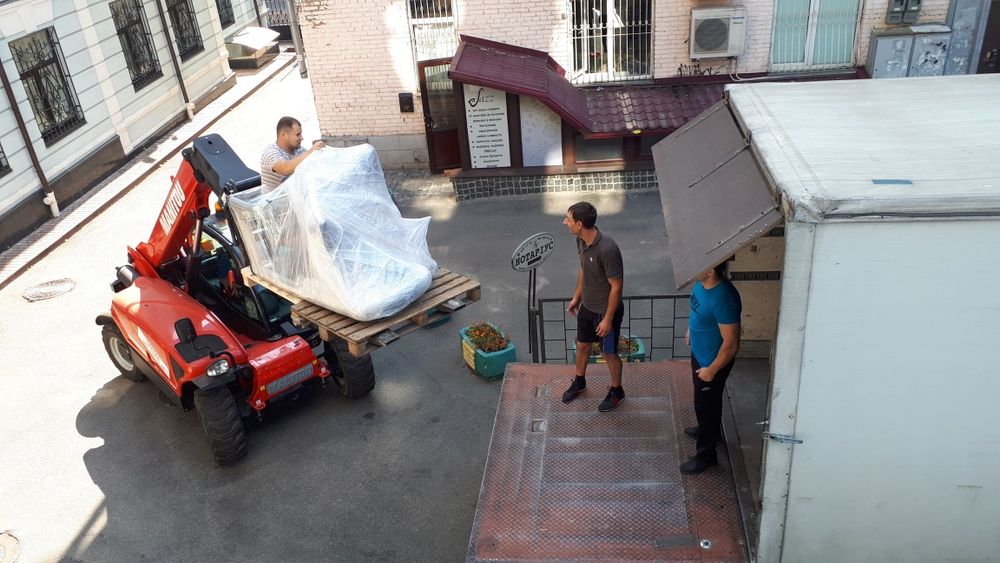 Перевезём спортивное оборудование.Разгрузим спортивные тренажёры.