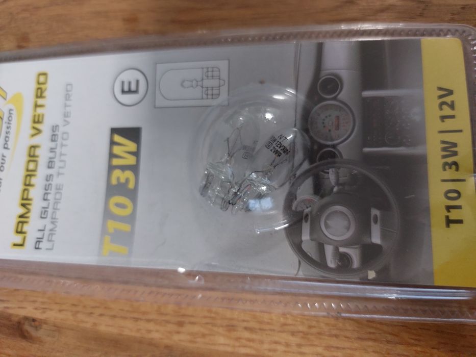 Żarówki 2 szt bottari T10 3W 12V