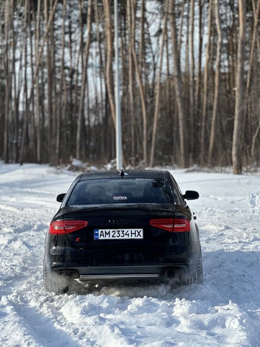 Продам Audi A4 B8 Quattro