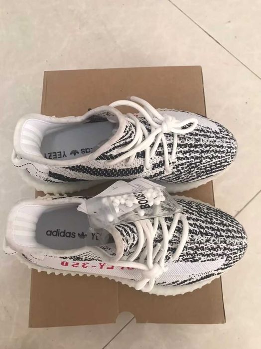 buty yeezy EU 42