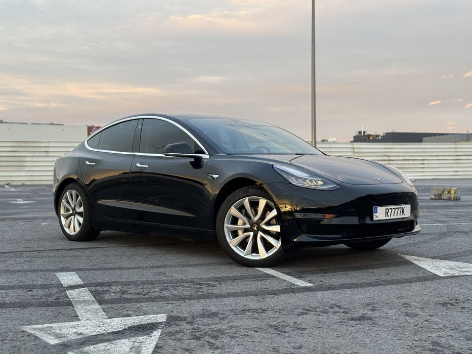 Tesla model 3 long range dual motor 2019